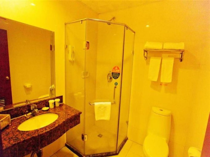 Bathroom 4