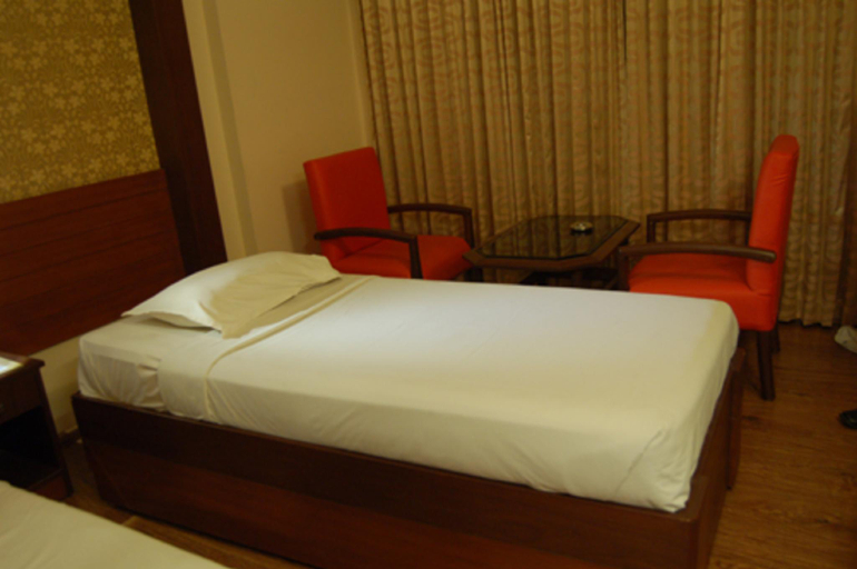 Bedroom 2, Hotel Park Plaza, Madurai