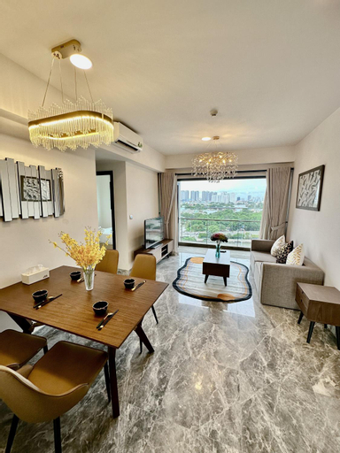 Dining Room 12
