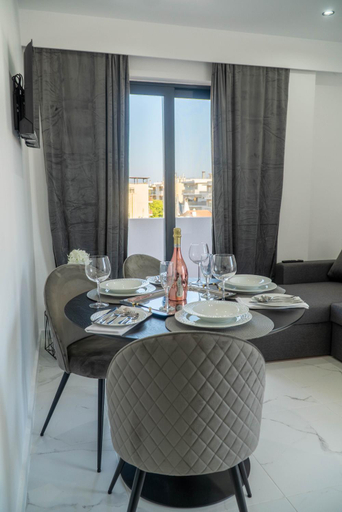 Dining Room 11