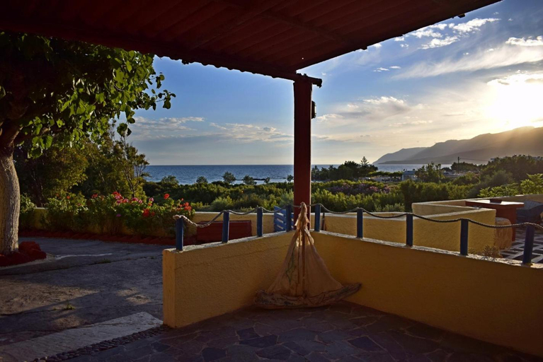 Others 3, Vrachos Apartments, Crete