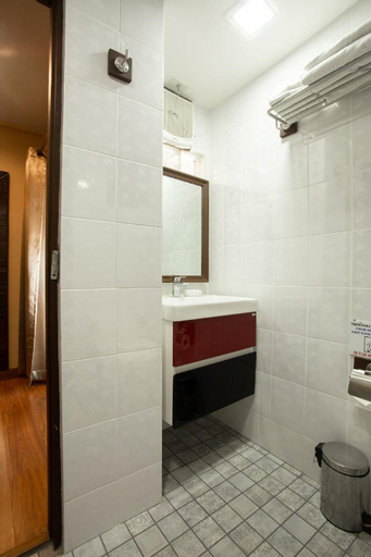 Bathroom 6