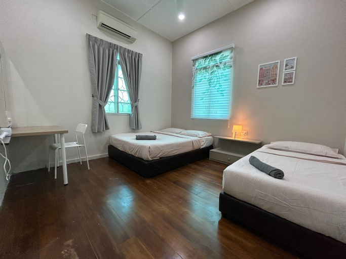 Bedroom 2, MyRoom@Georgetown, off Jalan Burma, near to Gurney, Penang Island