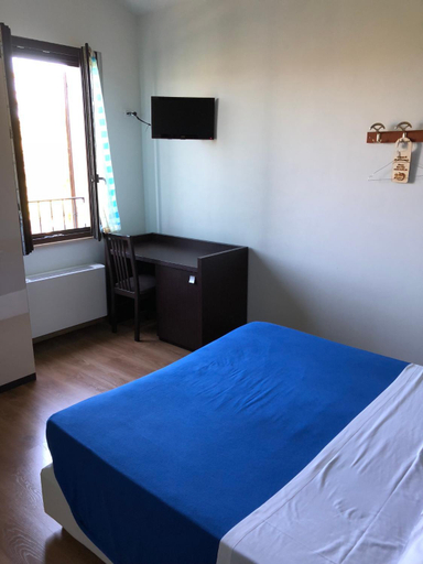 Bedroom 1, Agriturismo Pomod’oro, Fermo