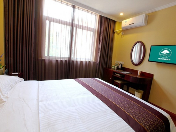 Bedroom 2, Greentree Inn Zhenjiang Science And Technology University Youth Square Express Hotel, Zhenjiang