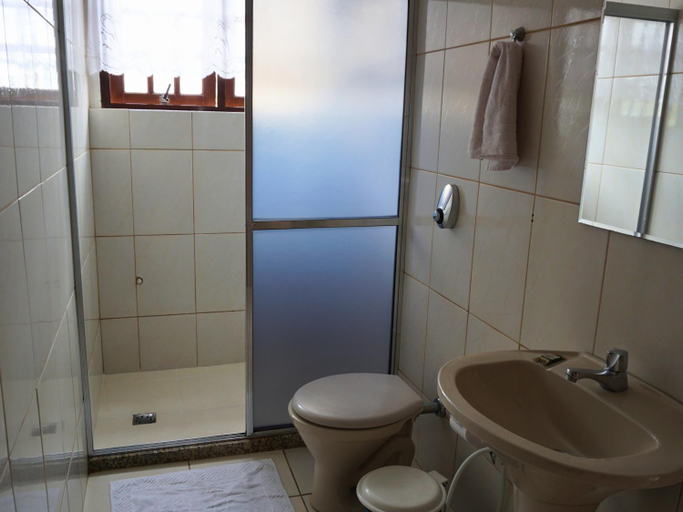 Bathroom 2, Pousada dos Ventos Sao Lourenco, São Lourenço