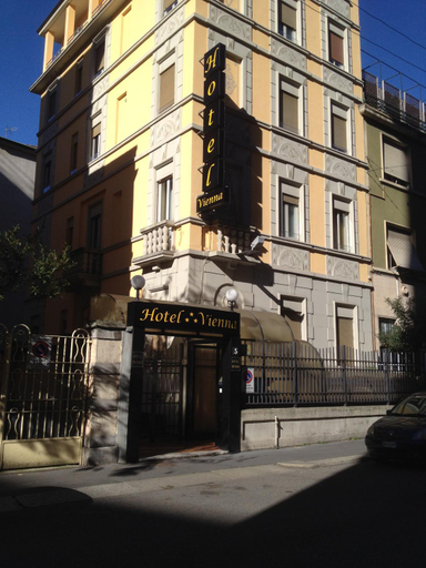 Exterior & Views 2, Hotel Vienna, Milano