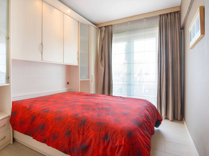 Bedroom 3, Simplistic Apartment in Blankenberghe near Belgium Pier, West-Vlaanderen