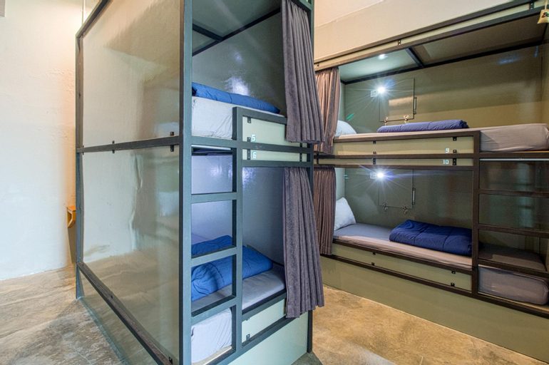 Bedroom 12