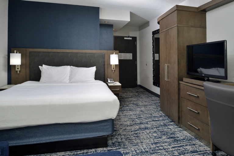 Bedroom 4, Courtyard by Marriott Wilmington Downtown/Historic District, New Hanover