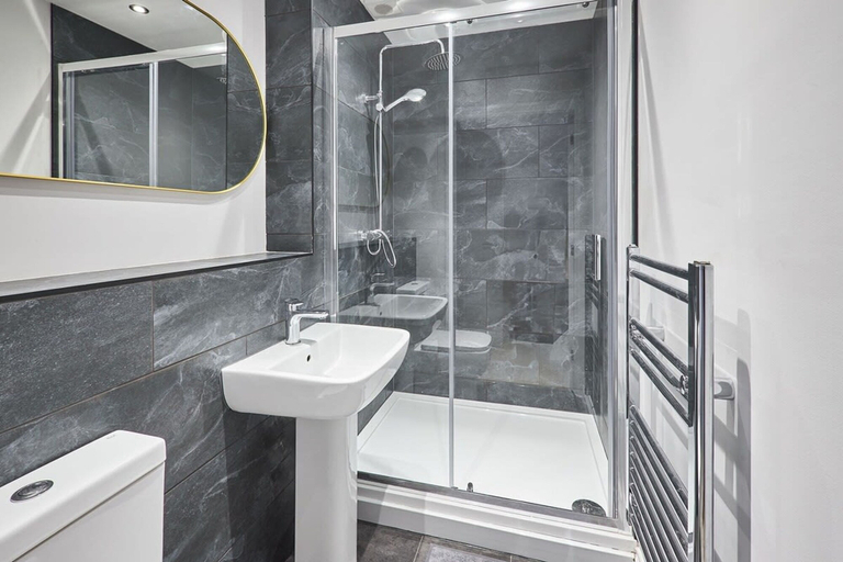 Bathroom, Host Stay Apartment 2 Fourth Avenue, York