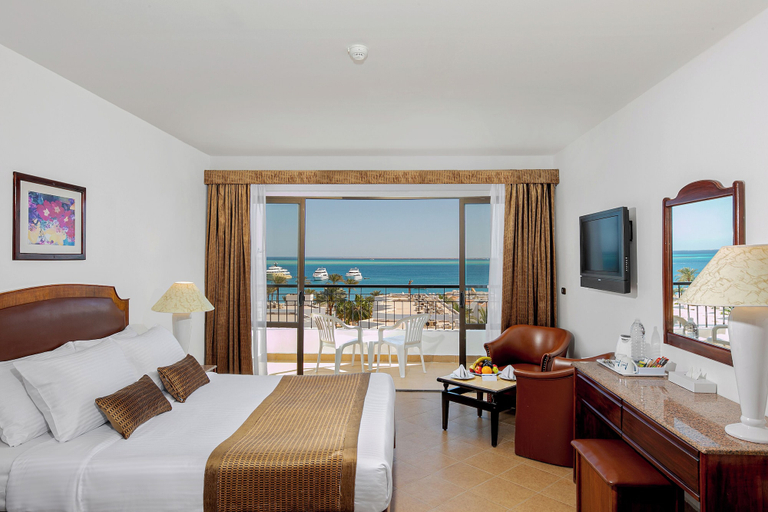Bedroom 4, Marlin Inn Azur Resort, Al-Ghurdaqah