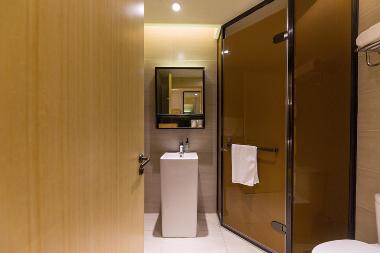Bathroom 4