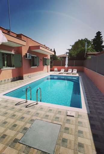 Others 2, Elpida Suites, Central Macedonia