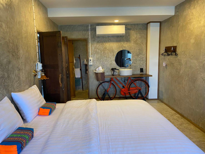 Bedroom 6
