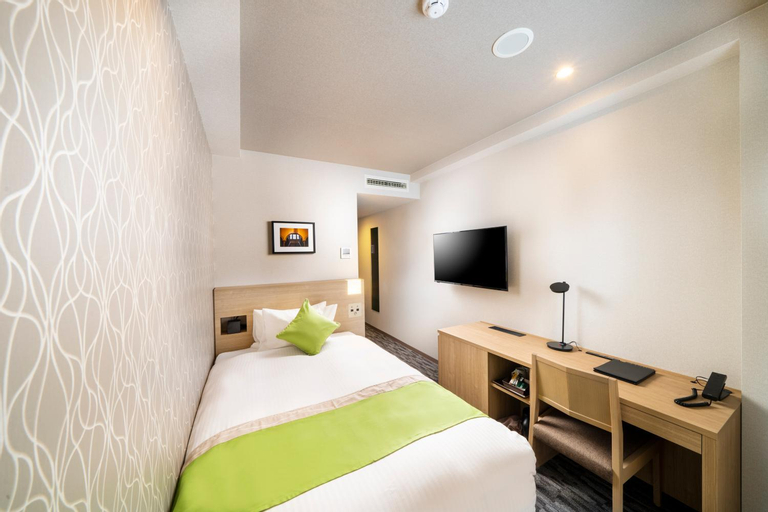 Bedroom 24