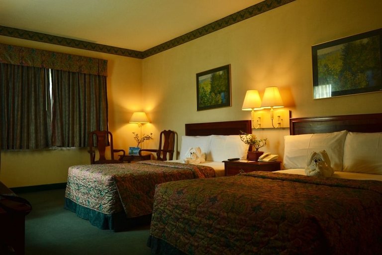 Bedroom 4, Days Hotel By Wyndham Batangas, Batangas City