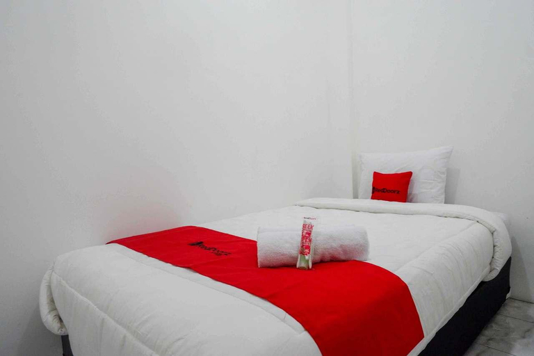 Bedroom 12