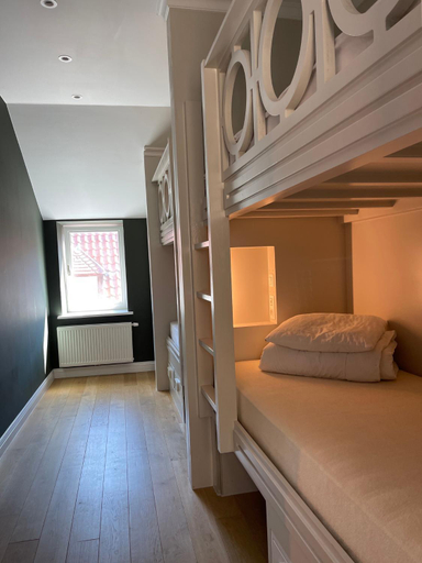 Bedroom 2, Hostel Lybeer Bruges, West-Vlaanderen