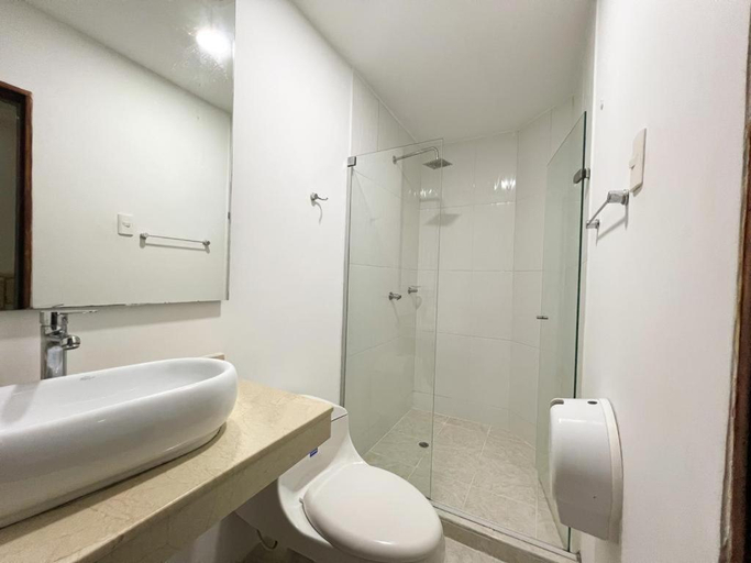Bathroom 3, Hotel Barranquilla Prado, Barranquilla