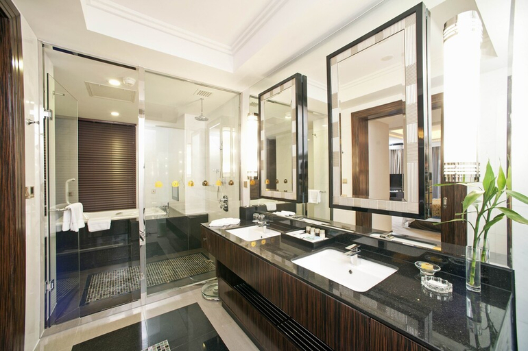 Bathroom 5, Grand Soluxe Zhongyou Hotel Shanghai, Shanghai