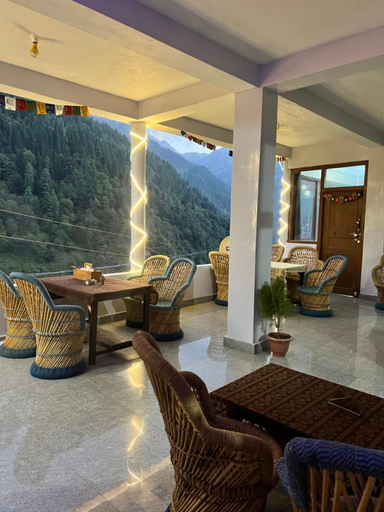 Food & Drinks 3, WildFlower, Kullu