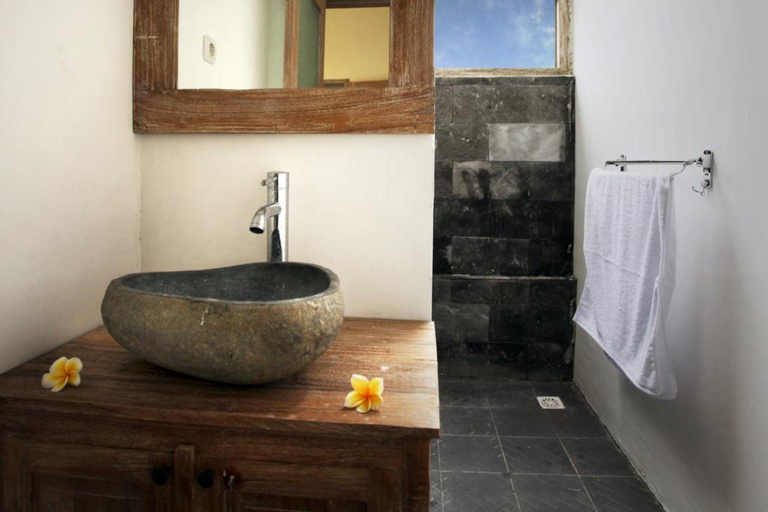 Bathroom 4