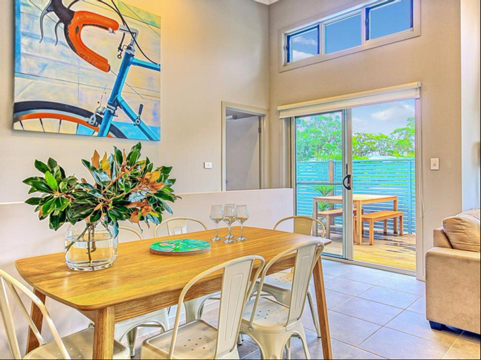Dining Room 14
