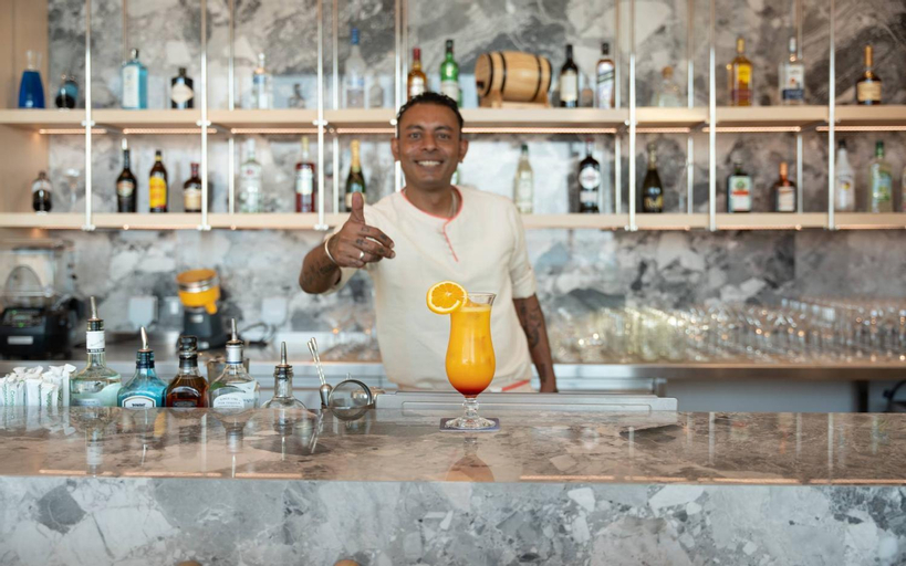 Food & Drinks 5, Bab Al Nojoum Hudayriyat Villas