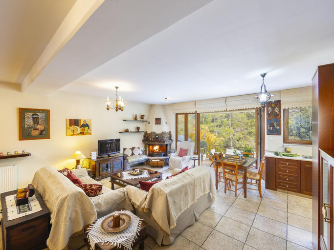 Food & Drinks 5, Troodos Riverside Cottage