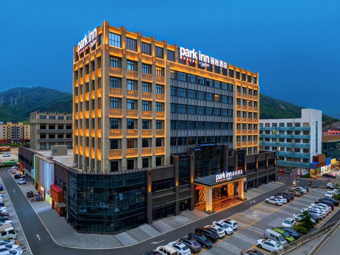 Park Inn by Radisson Zhuhai Gaolan Port, Zhuhai