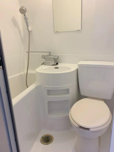 Bathroom 2, Shinjuku Center新宿中心! 3min walk from subway最近地铁站3分! Shinjuku Kabukicho新宿歌舞伎! 著名连锁大型公寓!314, Shinjuku