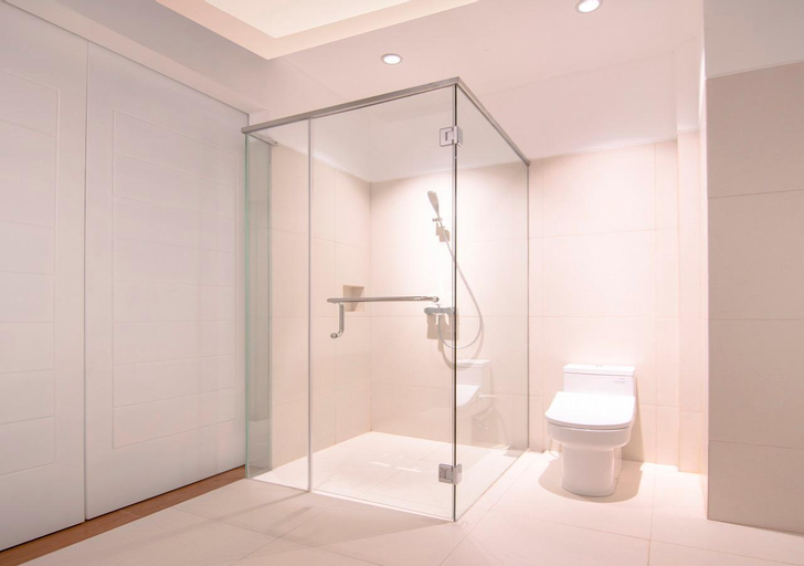 Bathroom 5