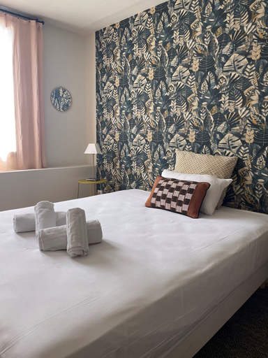 Bedroom 2, Clair de Lune, Hérault