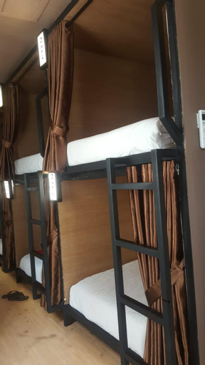 Bedroom 17