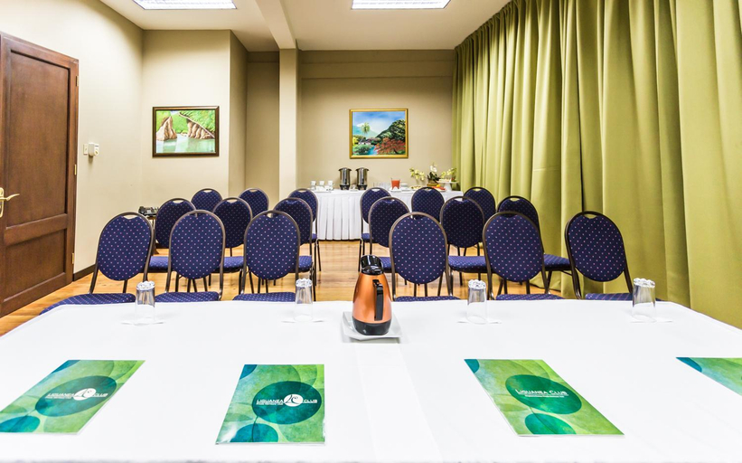 Others 5, The Liguanea Club