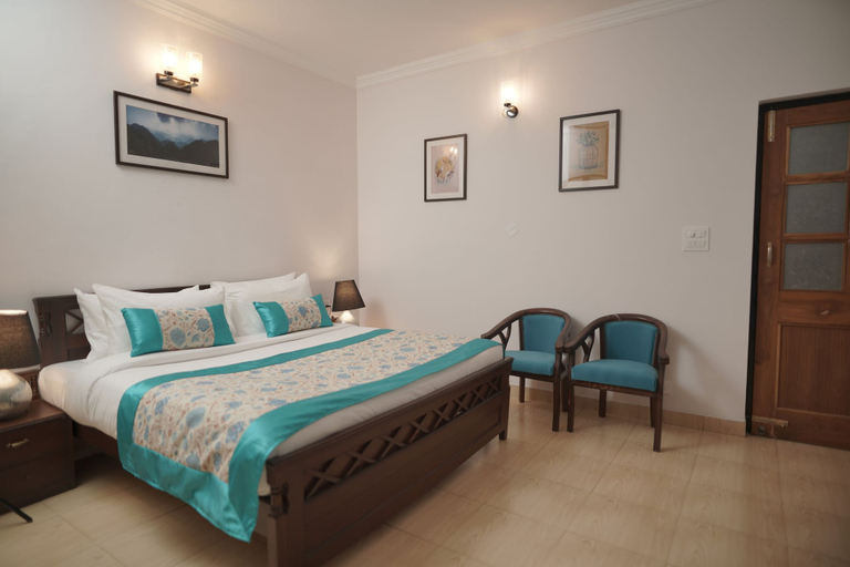 Bedroom 3, Amritara Kasauli kollections, Solan