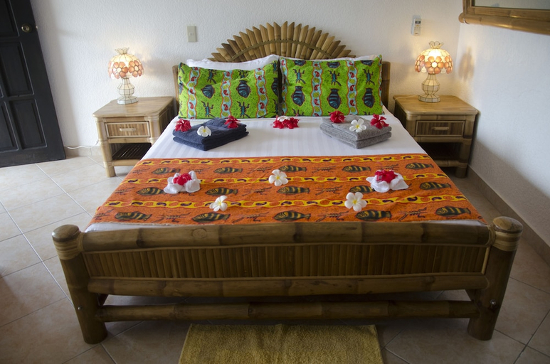 Bedroom 3, Dolphin House, Moalboal