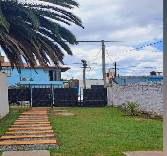 Exterior & Views 1, Hostal La Palmera, Esteban Echeverría