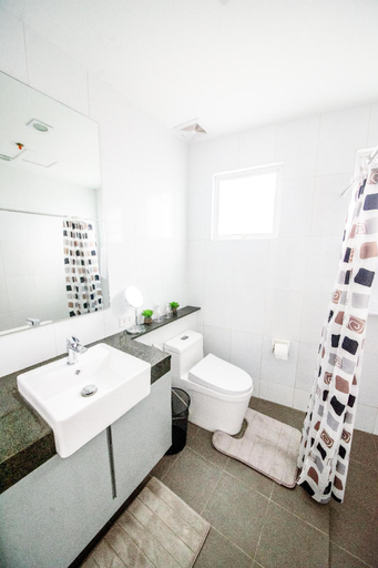 Bathroom 3