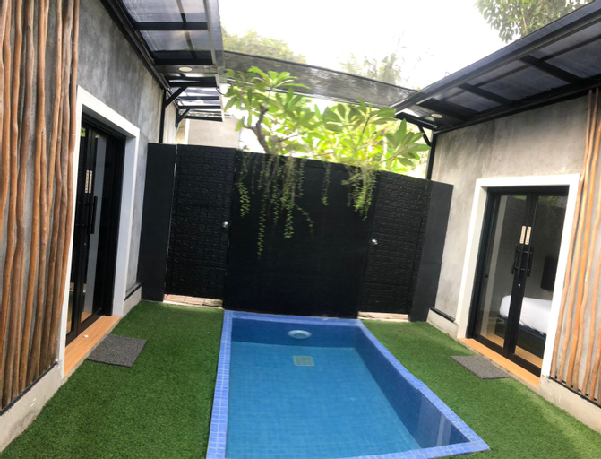 Swimming Pool 10