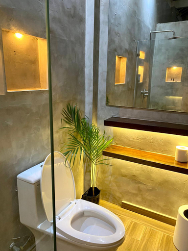 Bathroom 2, Runik Siquijor, San Juan