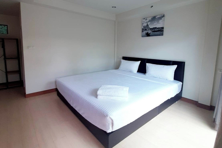 Bedroom 19