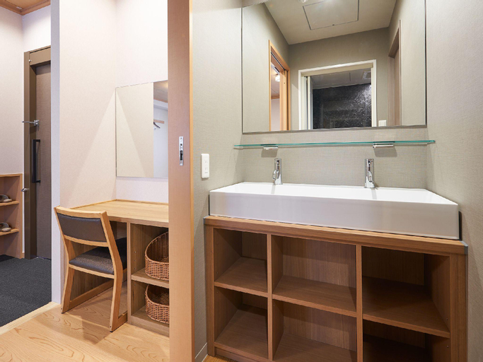 Bathroom 5