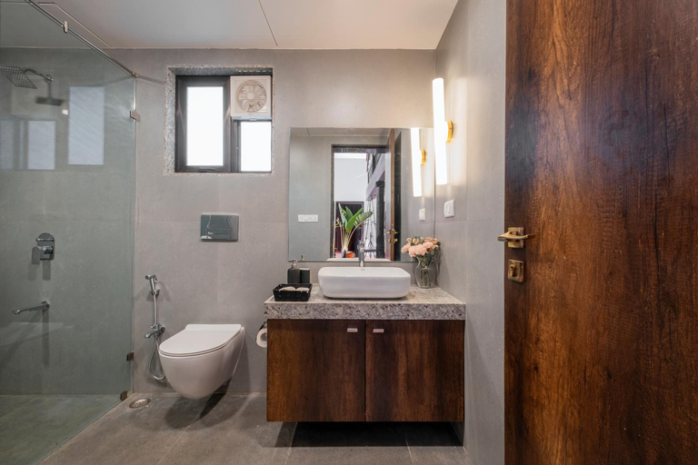 Bathroom 1, SaffronStays Sanvina Farm, Raigarh
