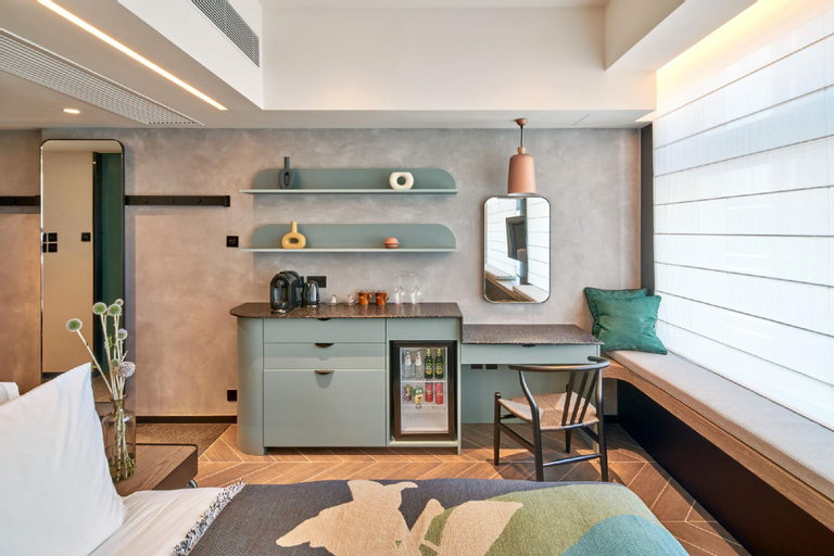 Dining Room 10