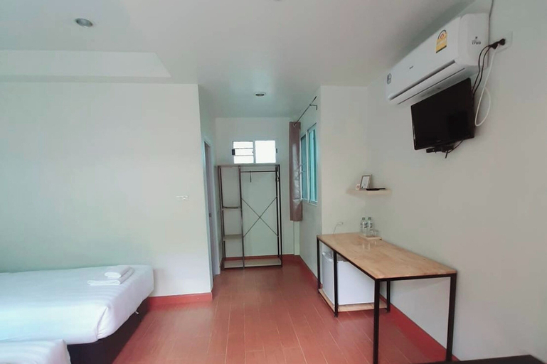 Bedroom 23