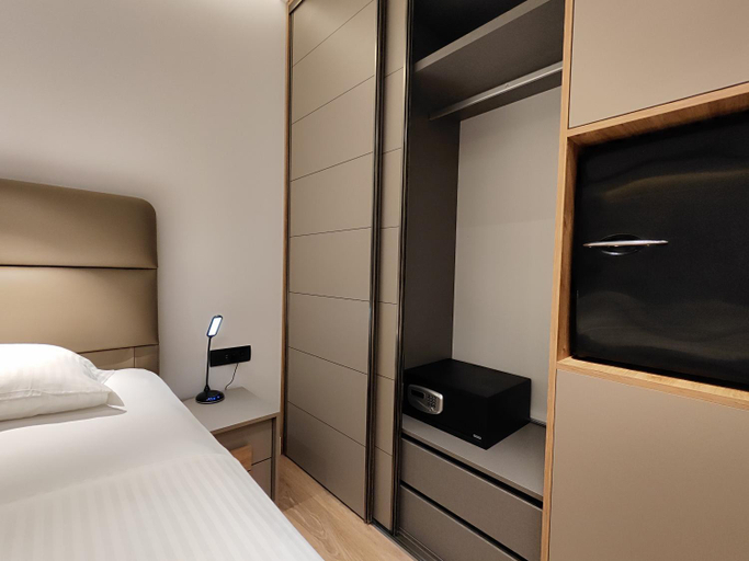 Others 4, AMD Premium rooms Budva