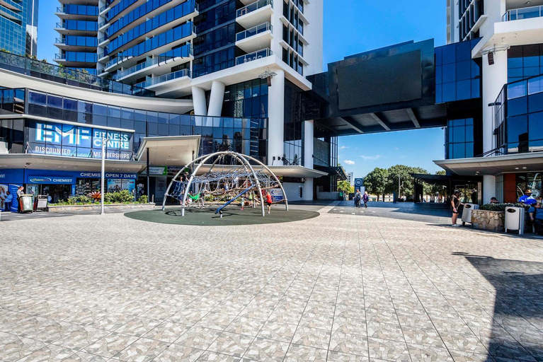 Circle on Cavill - One Bedroom Apartments - Self Contained & Privately Managed, Gold Coast