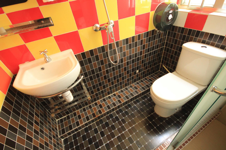 Bathroom 1